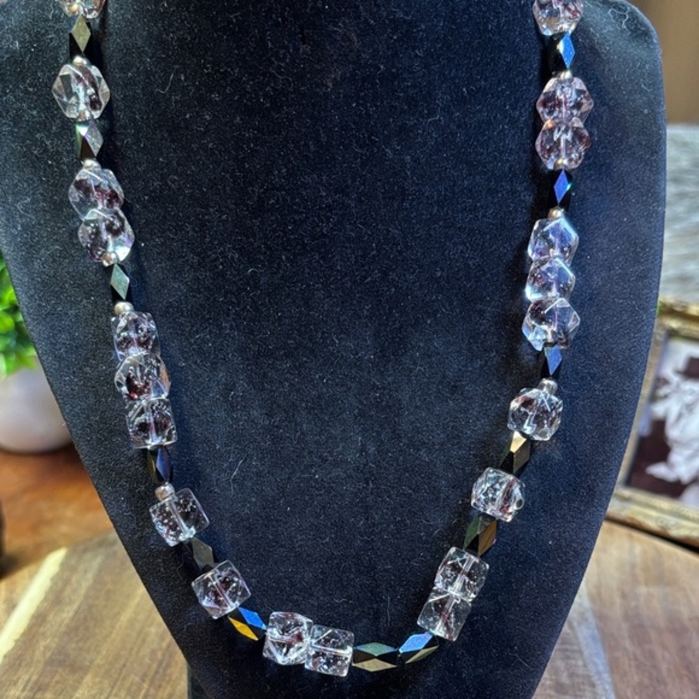 Elegant iris and peacock glass beaded necklace